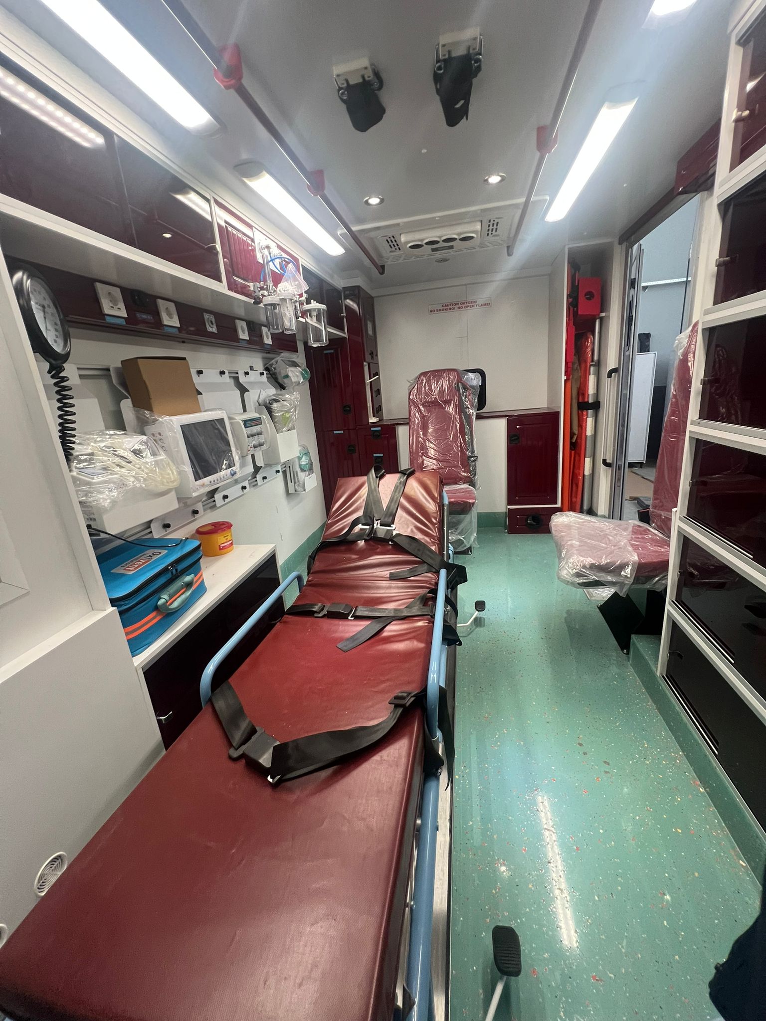 Exploration du rôle des constructeurs d'ambulances de type 2 dans les services médicaux d'urgence