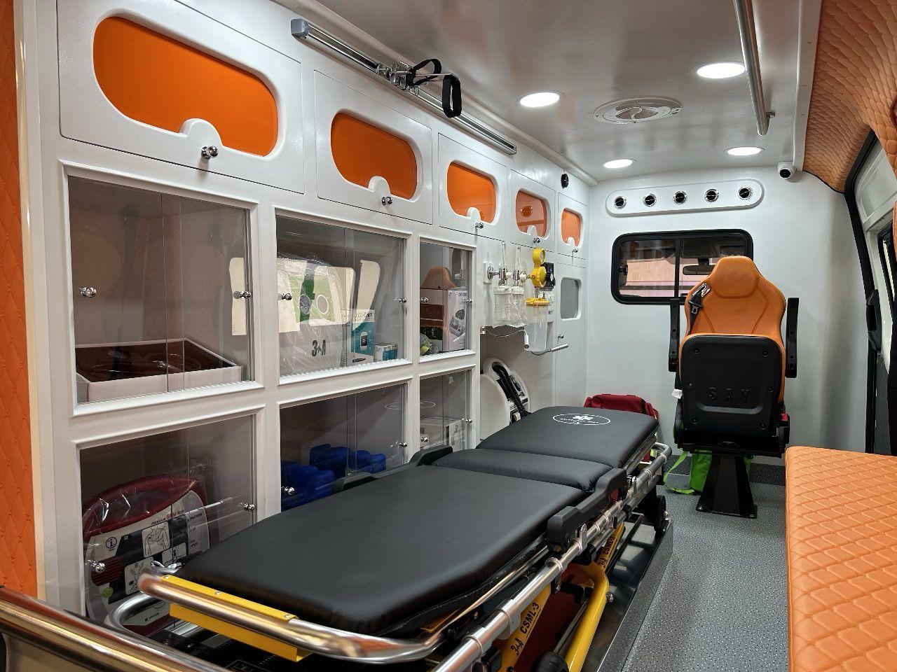 Ambulancia ALS (Soporte Vital Avanzado) Toyota Hiace thumbnail 8