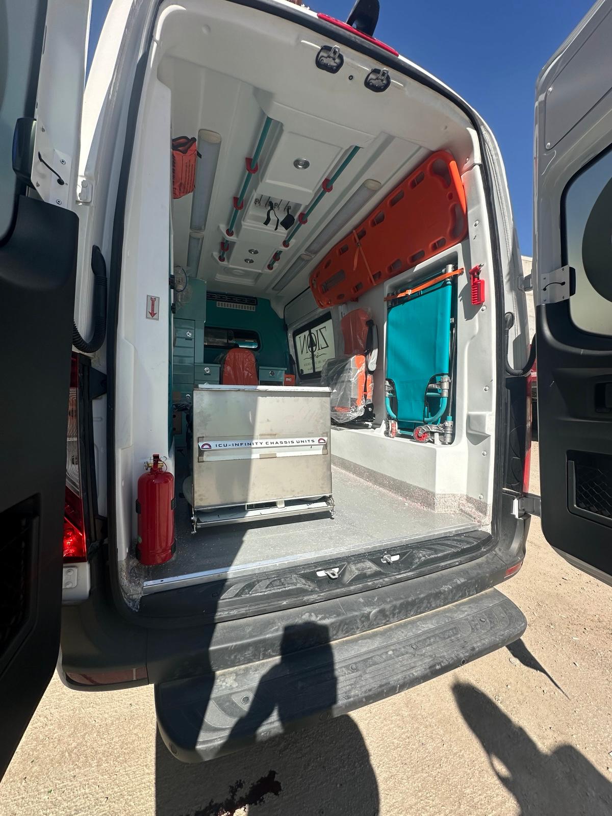 Ambulancia Mercedes-Benz Sprinter BLS thumbnail 4