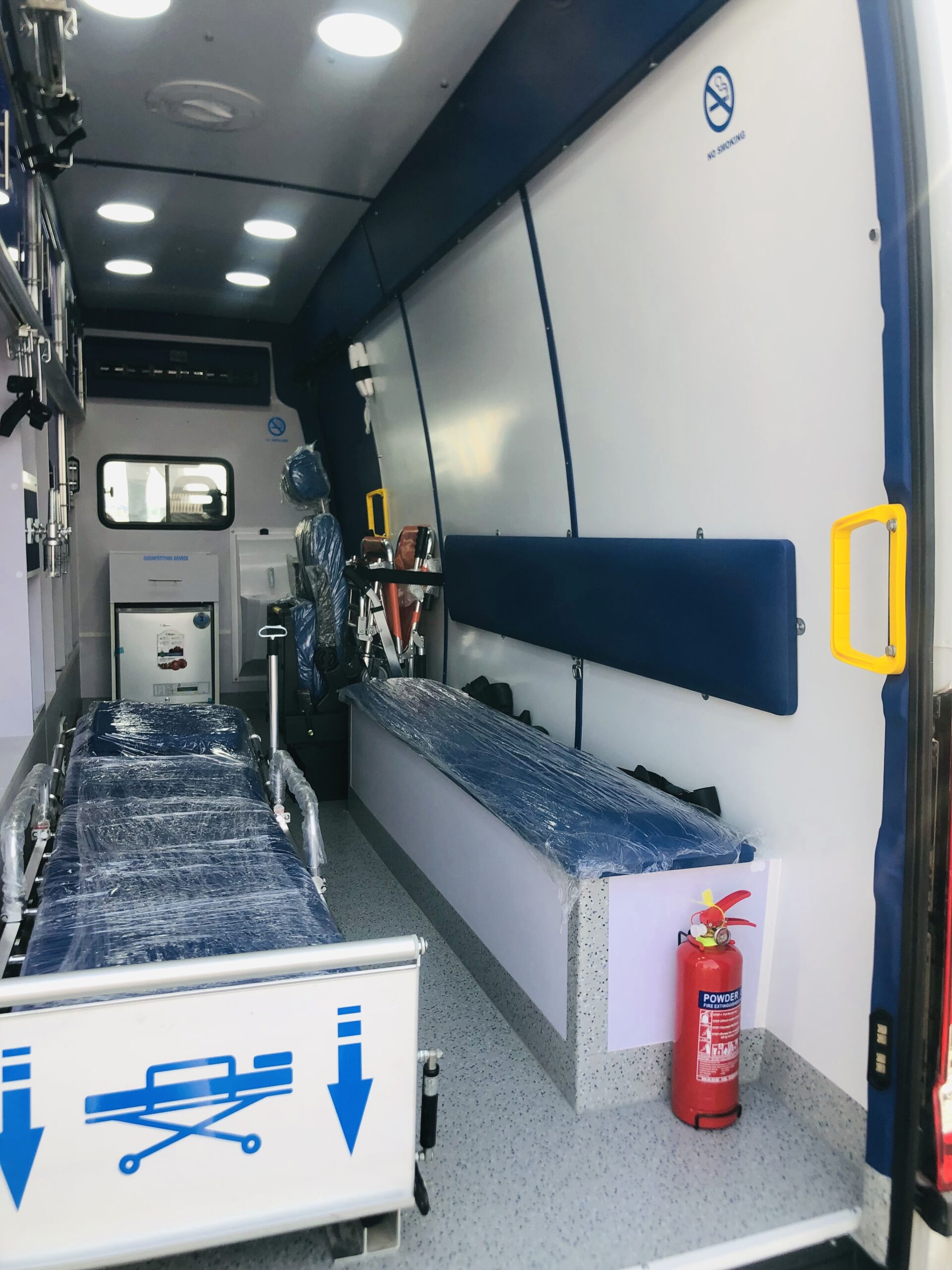 Ambulancia Iveco Daily thumbnail 2