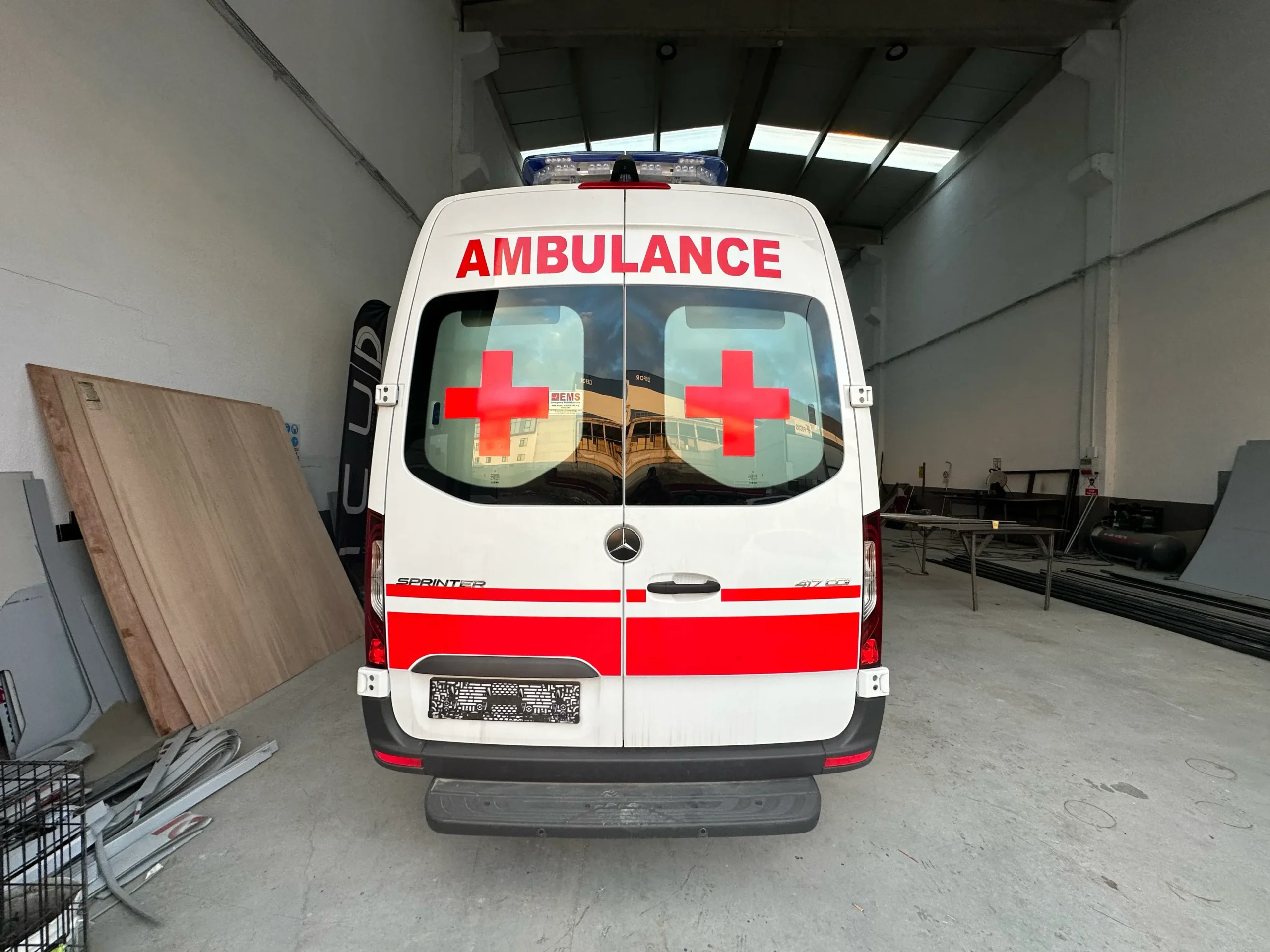 Ambulancia Mercedes Sprinter thumbnail 4