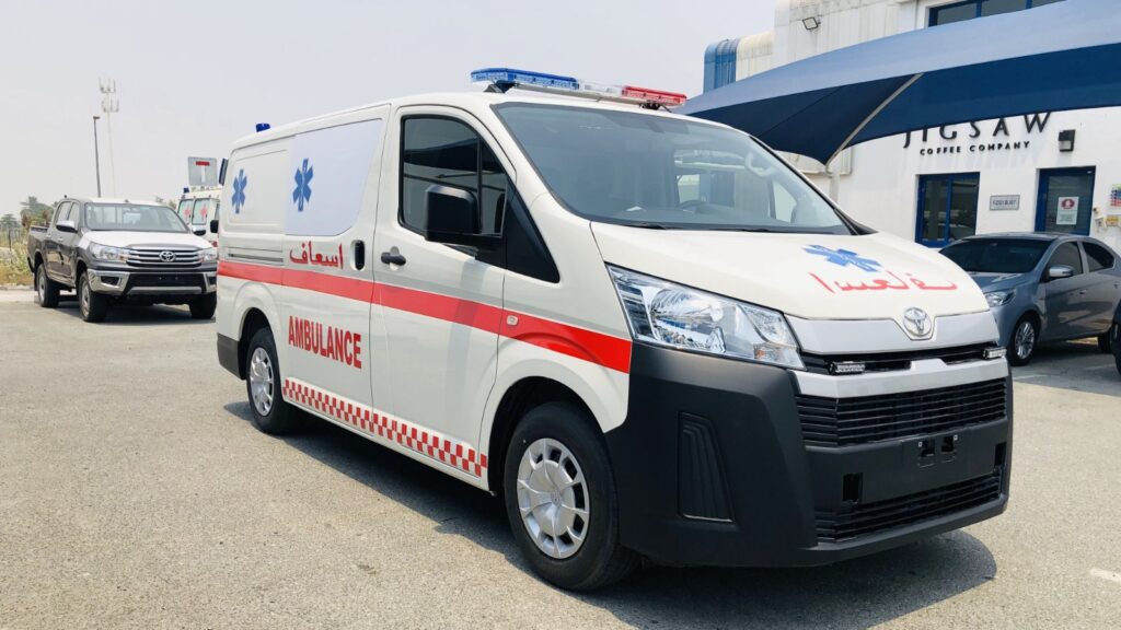 Types d'ambulances Toyota Hiace : Guide complet des séries H200 et H300