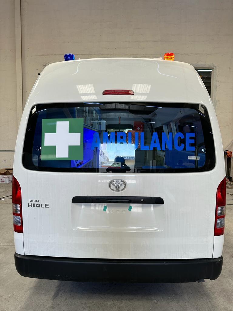 Ambulancia Toyota Hiace - Hiace 200 (forma antigua) thumbnail 3