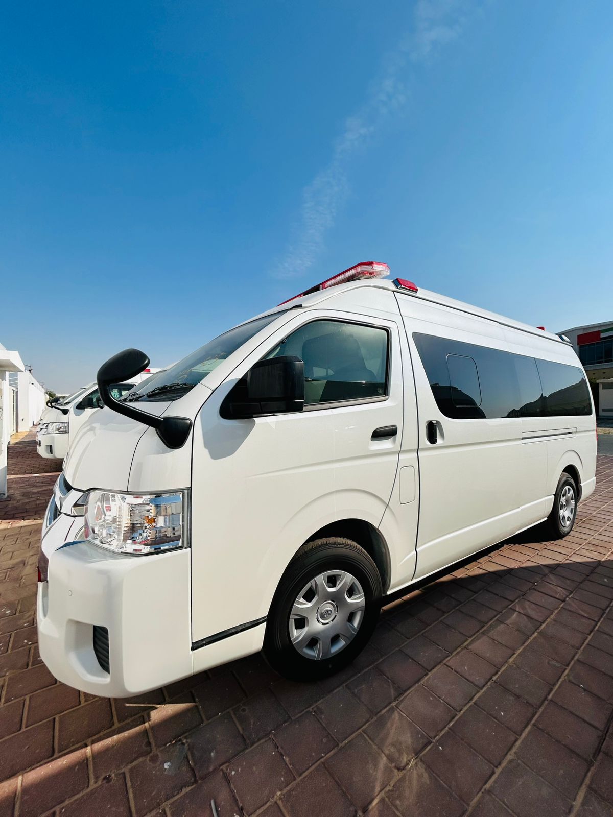 Toyota Hiace Ambulancia RHD 200 AWD A/T thumbnail 7