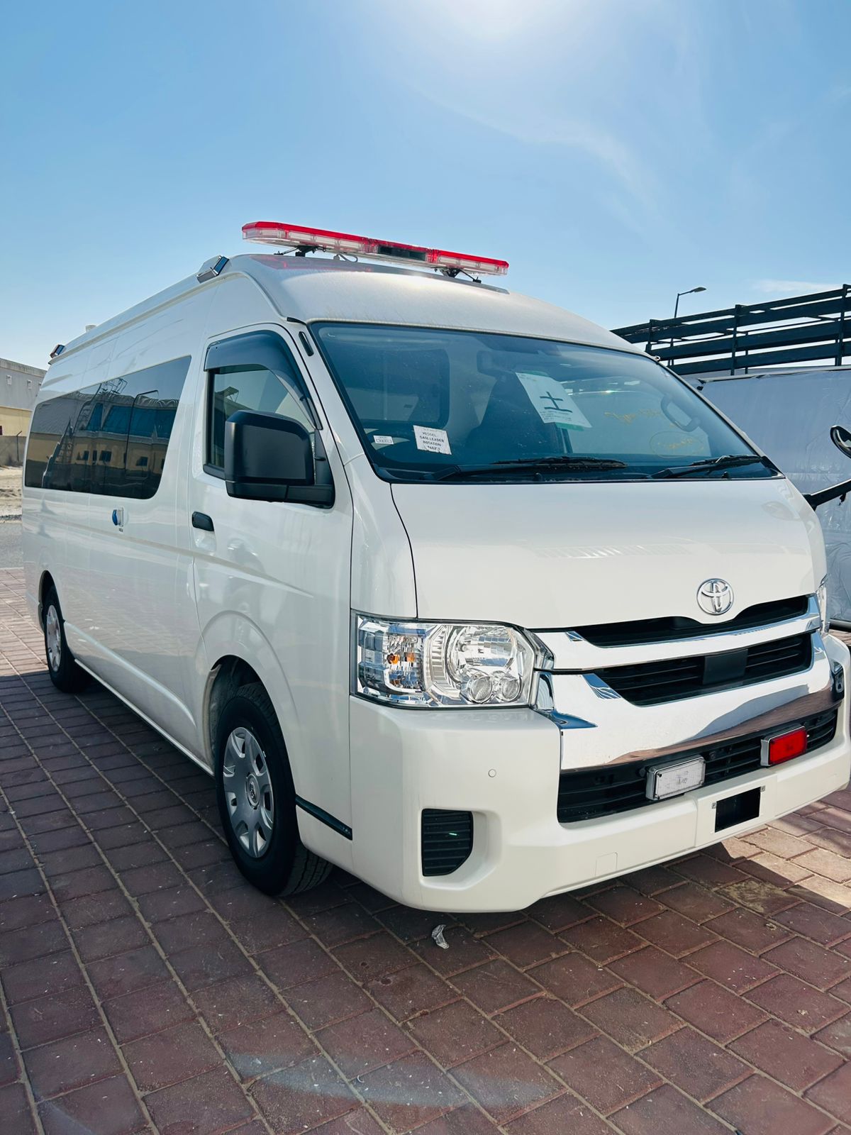 Toyota Hiace Ambulancia RHD 200 AWD A/T thumbnail 9