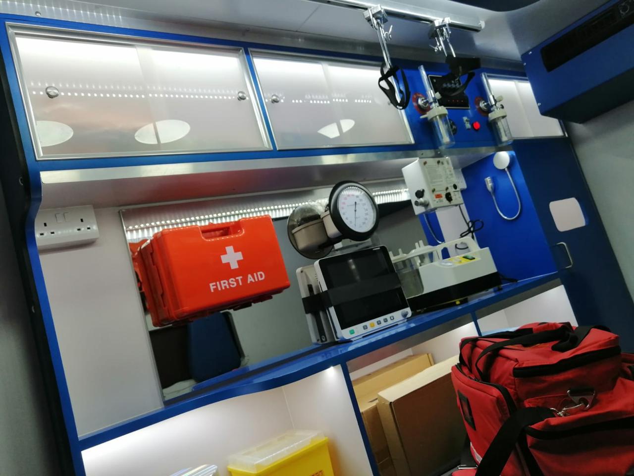 Ambulancia Toyota Hilux thumbnail 3