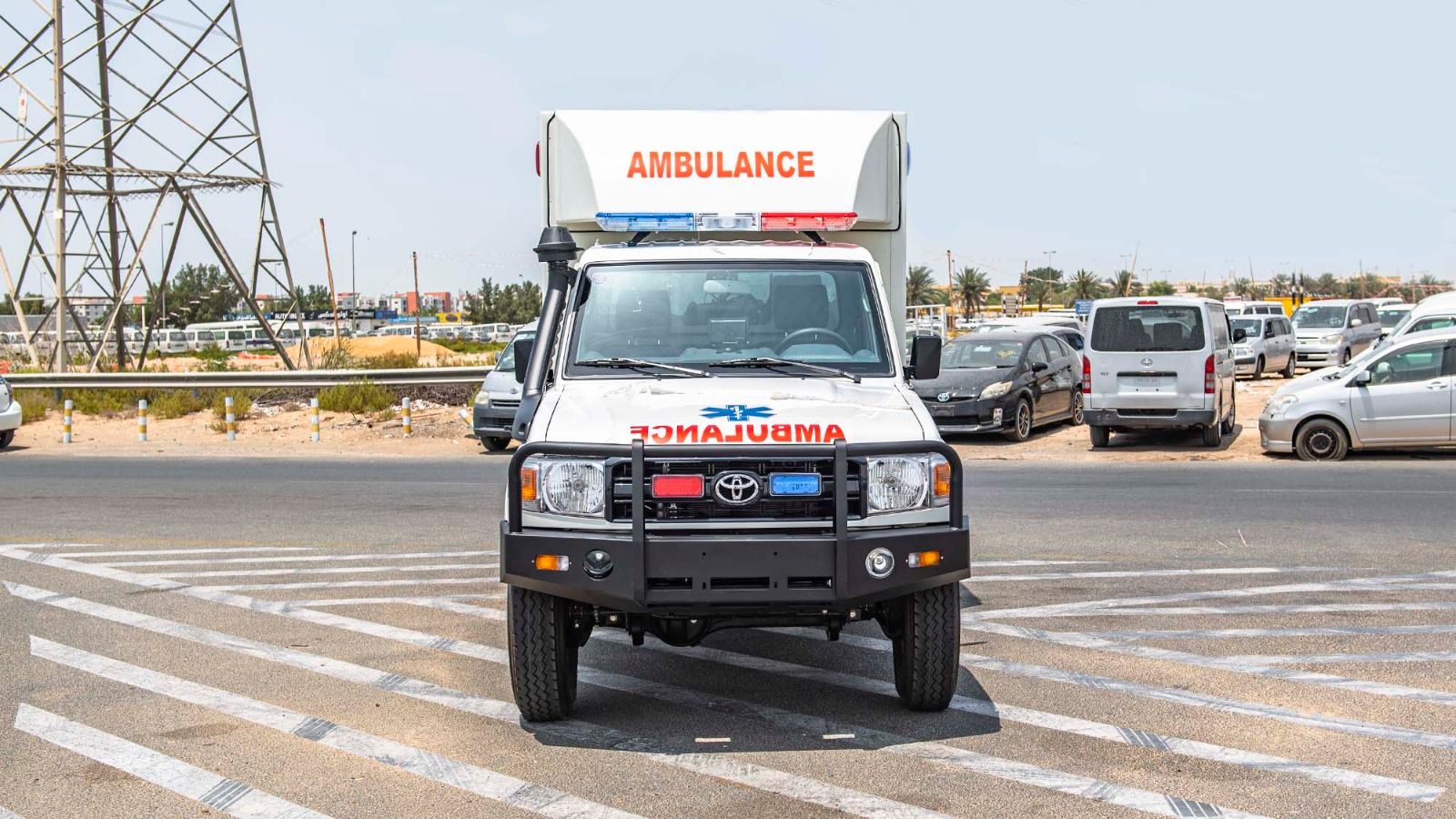 Ambulance de type boîte Toyota Land Cruiser 4x4 thumbnail 10