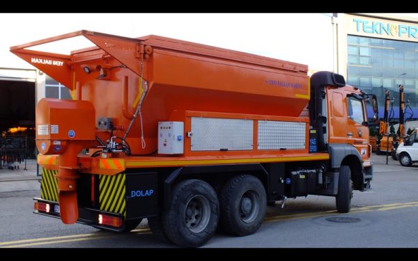 Asphalt Crack Sealer Truck (3)