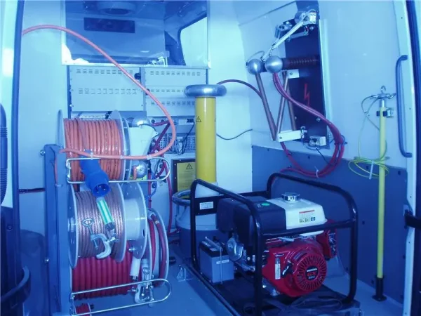 Cable Test Van - Image 4