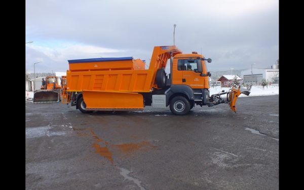Salt Spreader for Truck - Image 4