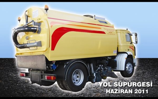Vacuum Road Sweeper - Image 5