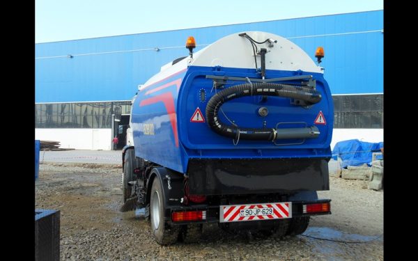 Vacuum Road Sweeper - Image 6