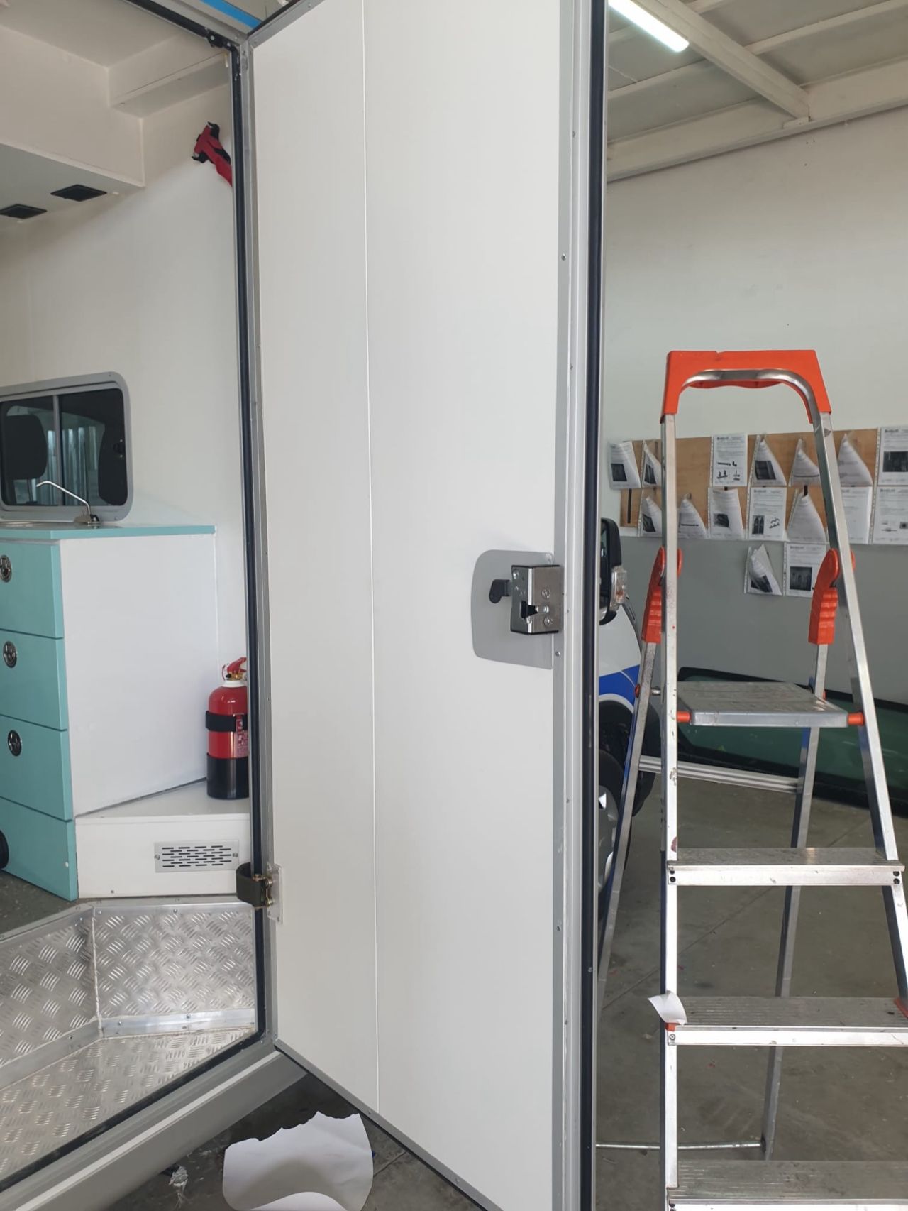 Hôpital Vétérinaire Mobile – Image 5