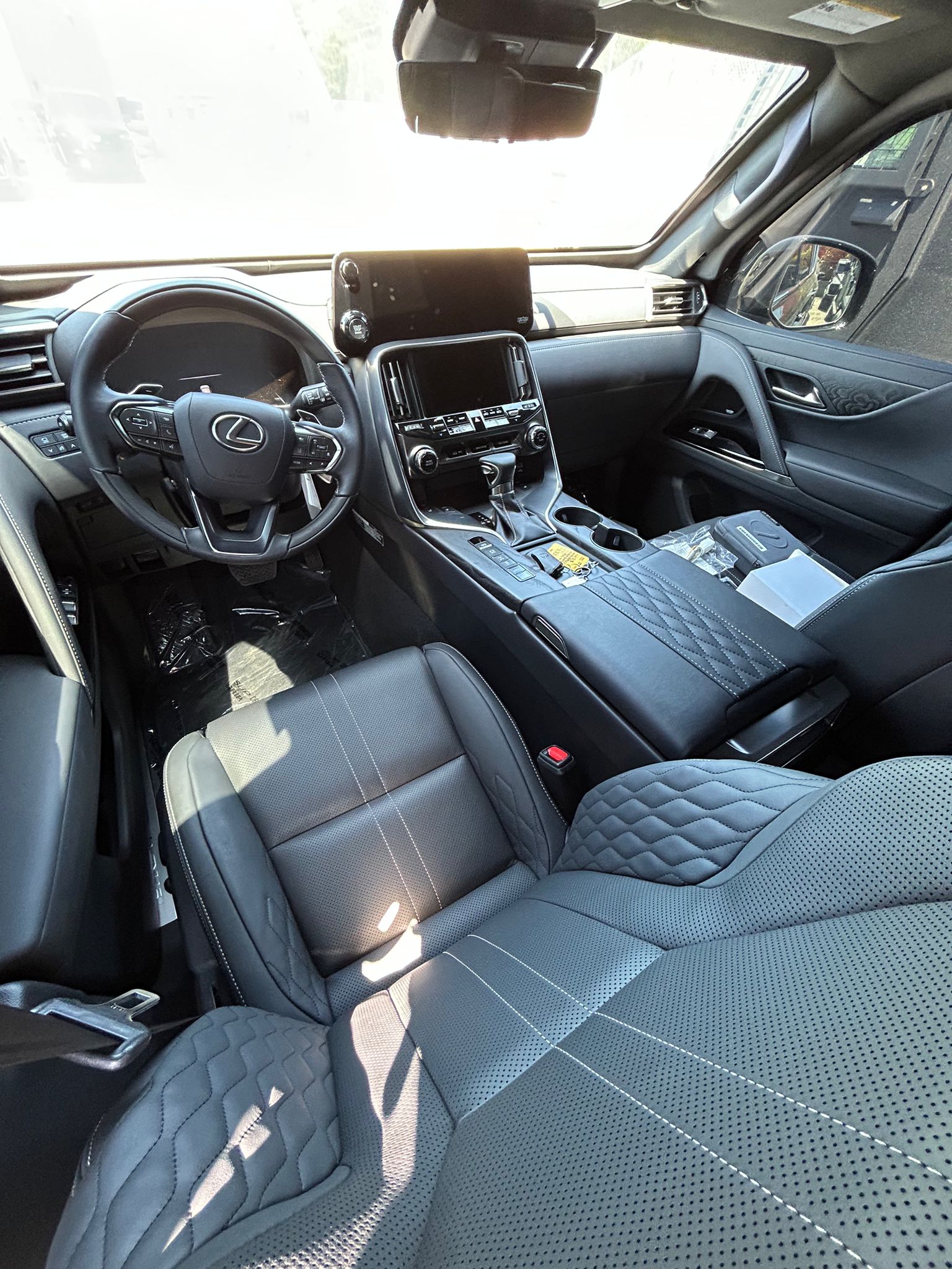 Lexus LX Armored Vehicle - Image 2
