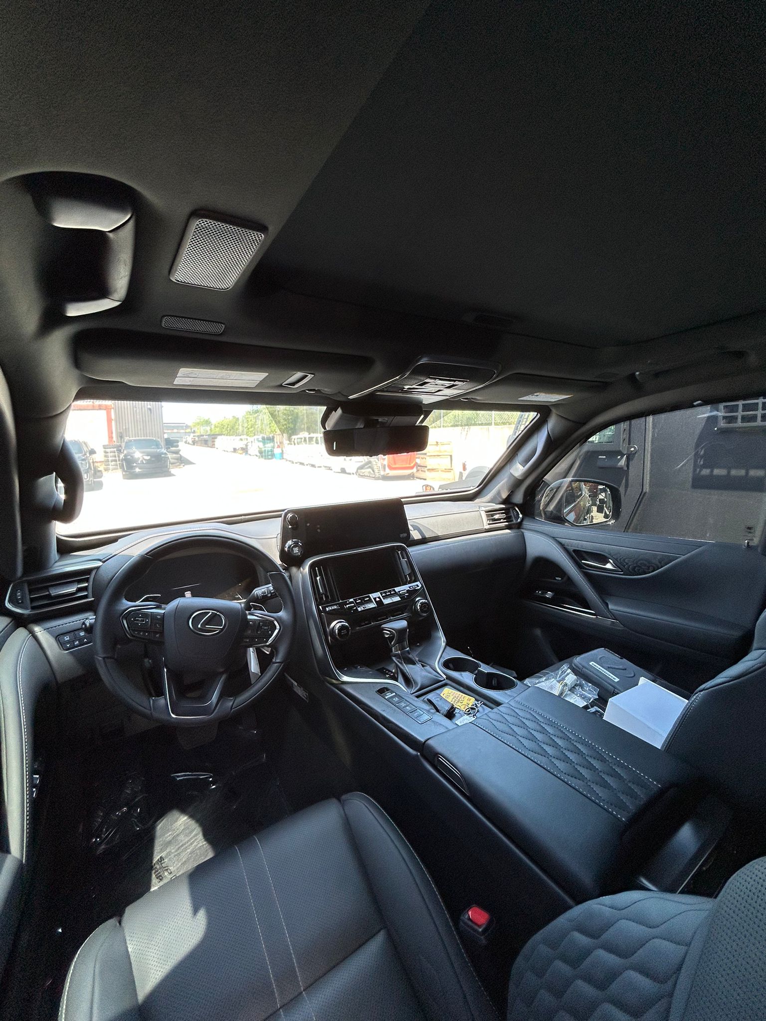 Lexus LX Armored Vehicle - Image 8
