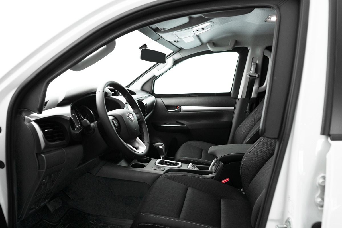 Toyota Hilux Armored Vehicle - Image 6