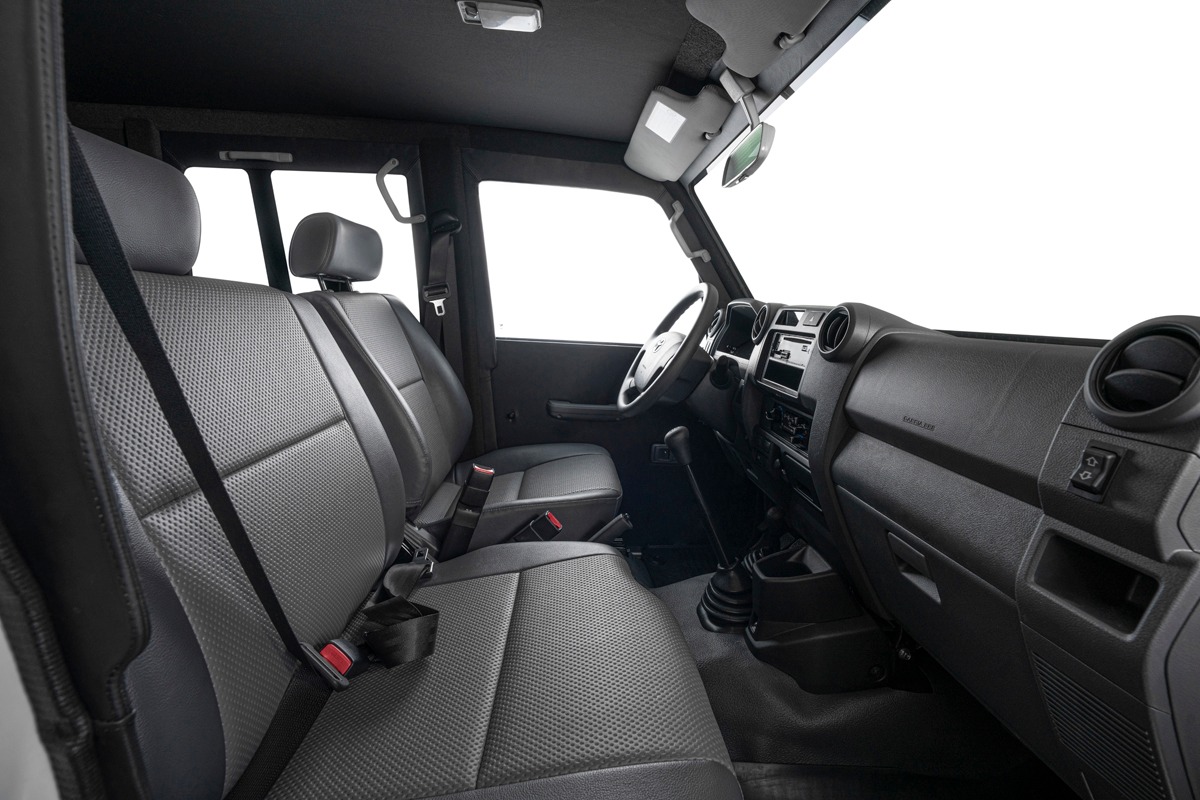 Toyota Land Cruiser Armored Vehicle - Image 3