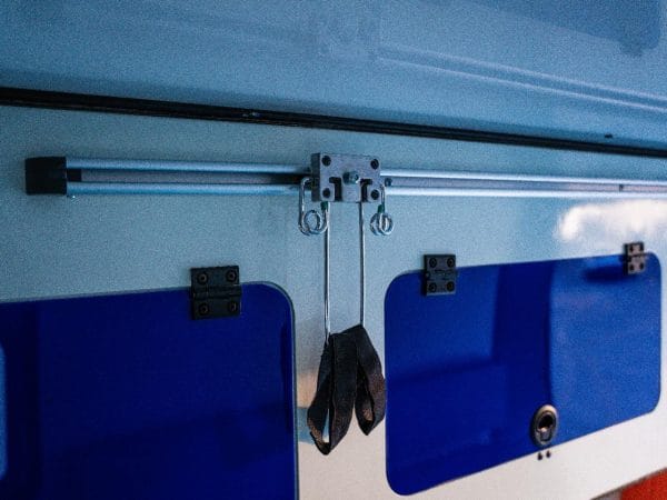 Toyota Hiace Ambulance Old Shape RHD Ambulance - Image 8