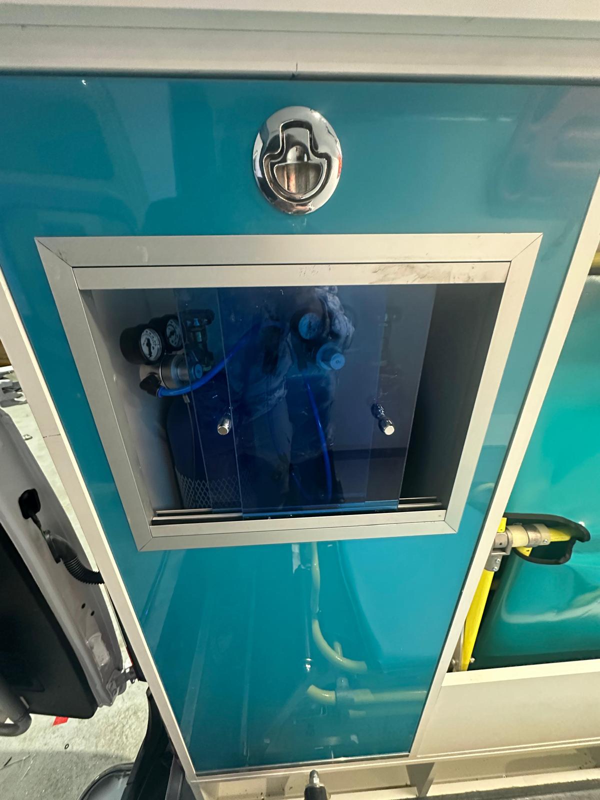 ICU-Type Mercedes Sprinter Ambulance - Image 4