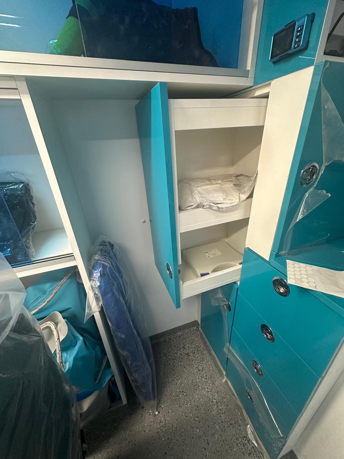 ICU-Type Mercedes Sprinter Ambulance - Image 13