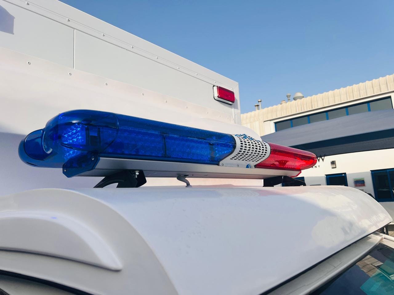 Toyota Hilux Single Cab Ambulance - Image 5