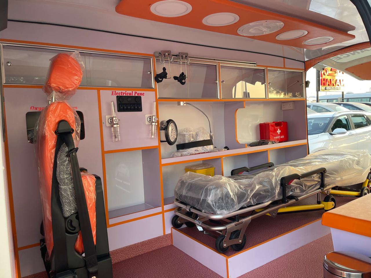 Toyota Hiace Right-Hand Drive (RHD) Ambulance - Image 5